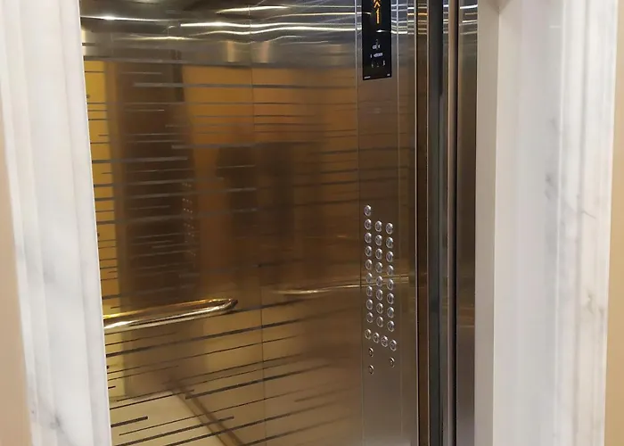 элитная в аркадии с видом на море 26 жемчужина 公寓 敖德萨